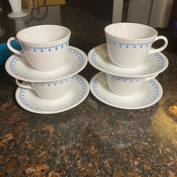 4 Garland Corelle Cups & Saucers - Picture 2 of 10